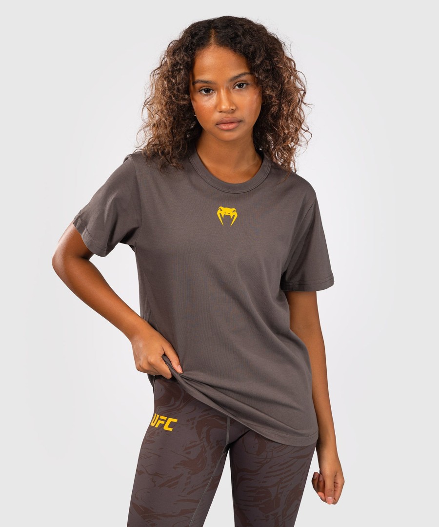 ufc fusion by venum fight week damen kurzarm-baumwoll-t-shirt – uni-erdbraun