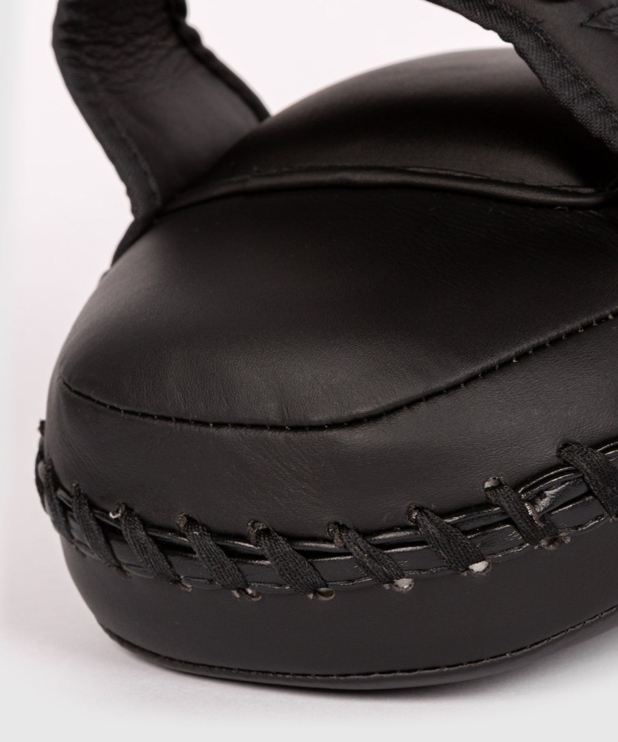 venum kickbox-ausrüstung 2.0 mikrofaser kleine pfoten - schwarzweiß