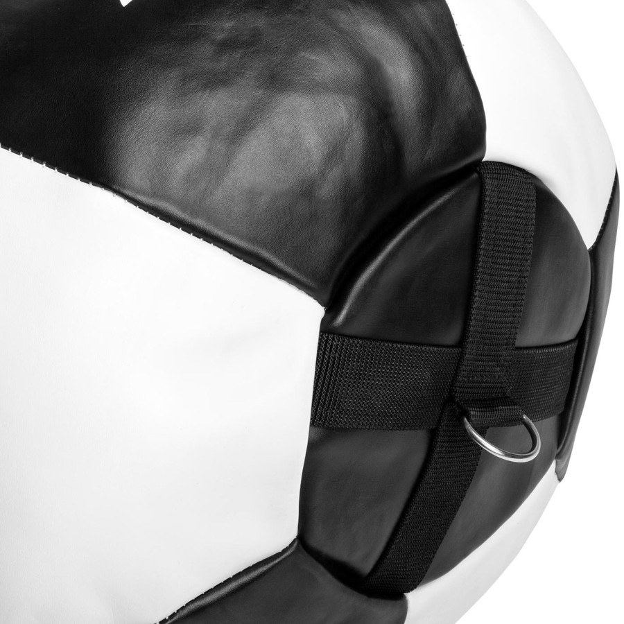 venum classic uppercut trainingstasche – schwarzweiß