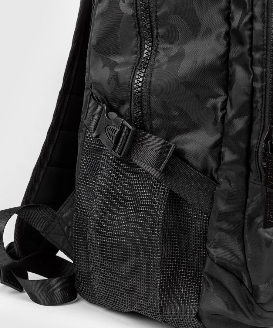 venum challenger pro rucksack - schwarzdunkeltarn