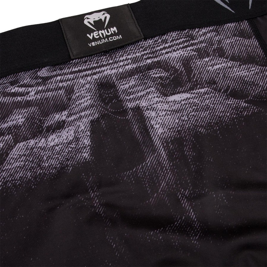 venum minotaurus kompressionsstrumpfhose – schwarzweiß