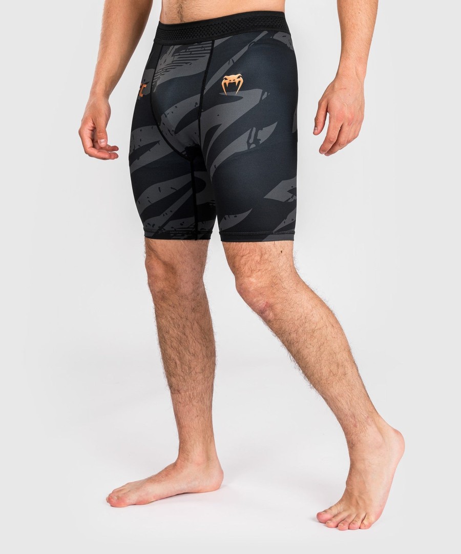 ufc adrenaline von venum fight week herren vale tudo short – urban camo
