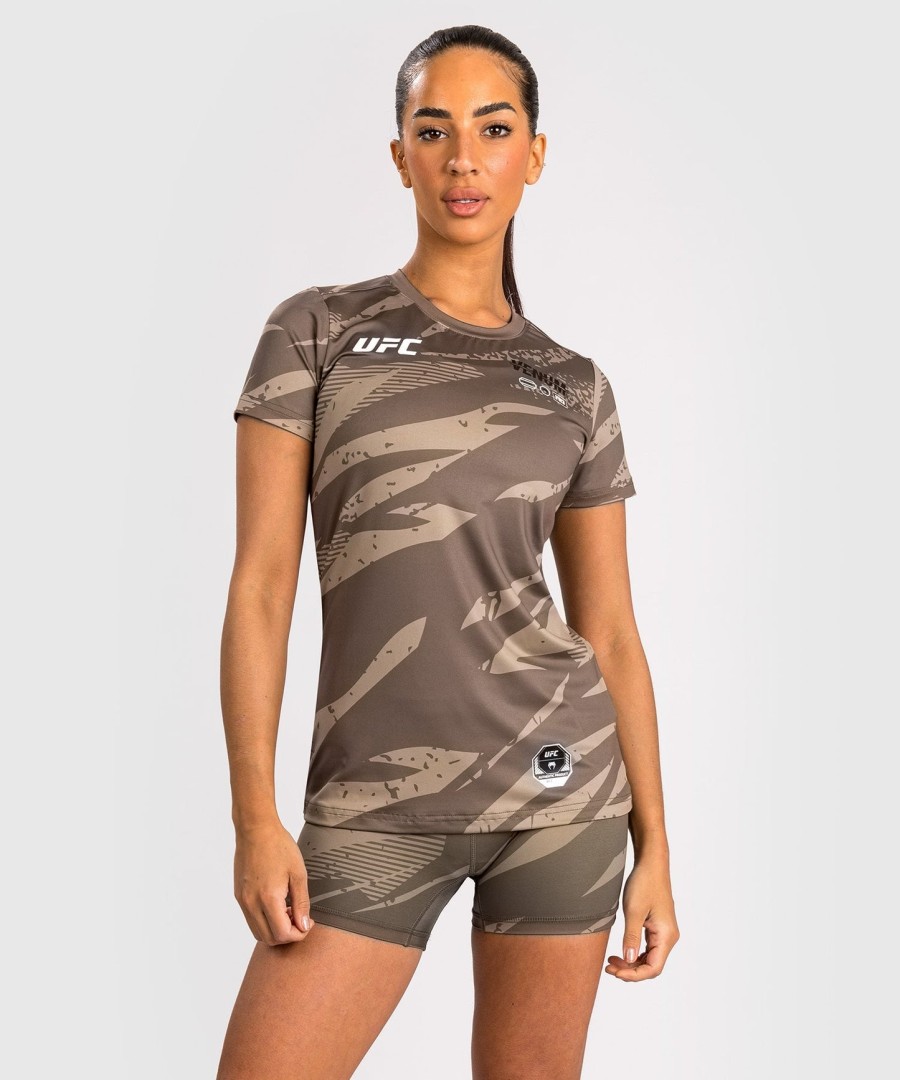 ufc adrenaline by venum fight week damen dry-tech t-shirt – wüsten-camo