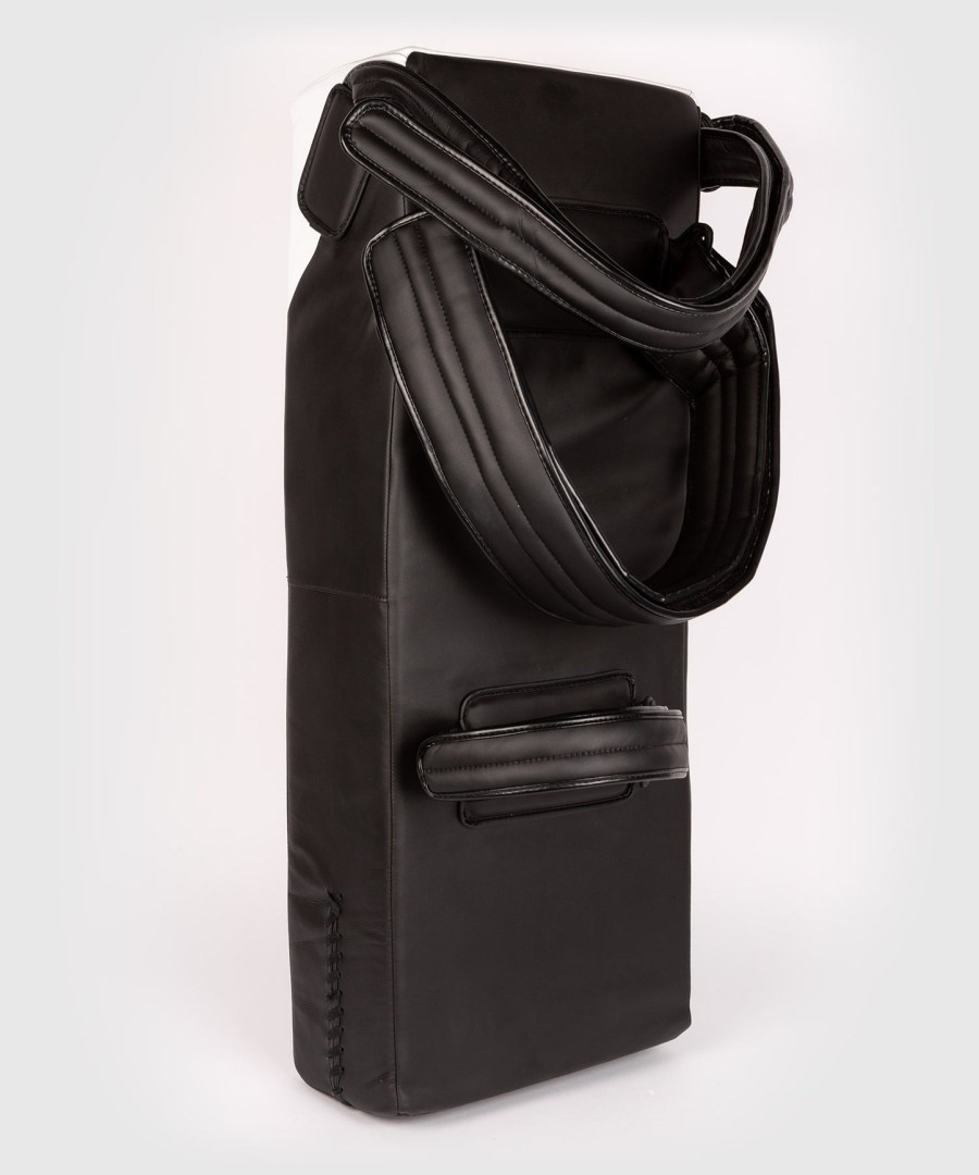 venum satchel kick shield - schwarzweiß