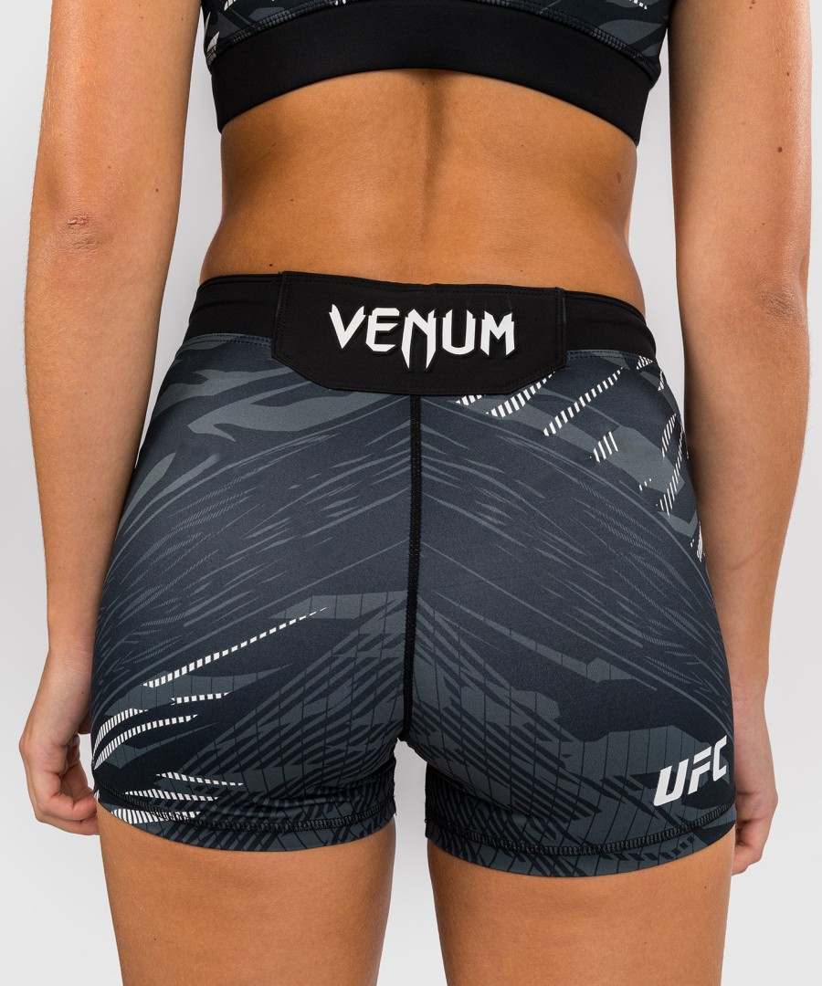 ufc fusion by venum authentic fight night damen vale tudo short – kurze passform – schwarz