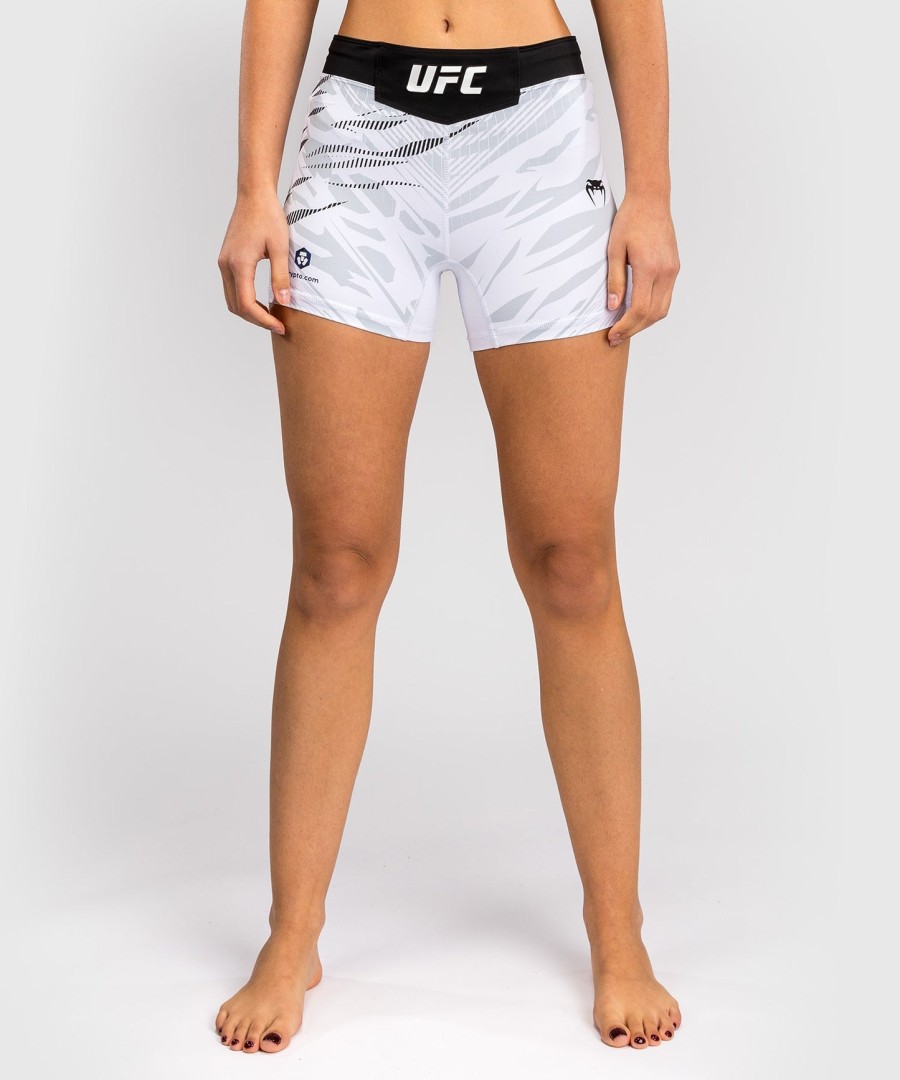ufc fusion by venum authentic fight night damen vale tudo short – kurze passform – weiß