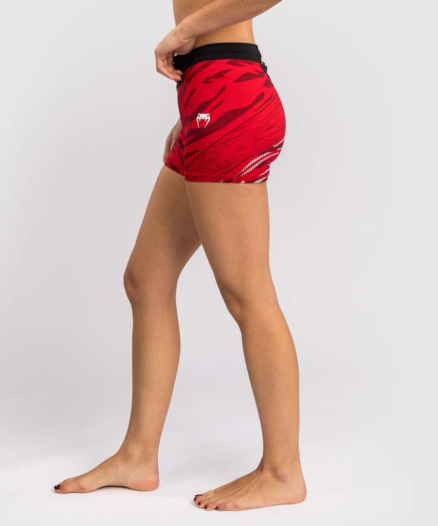 ufc fusion by venum authentic fight night damen vale tudo short – kurze passform – rot