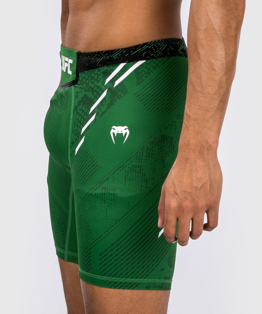 ufc adrenaline by venum authentic fight night herren vale tudo short - grün