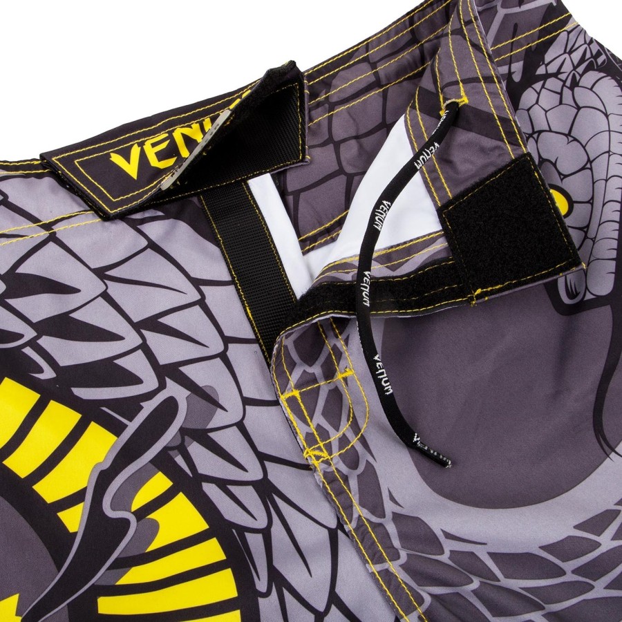 venum snaker fightshorts - schwarzgelb