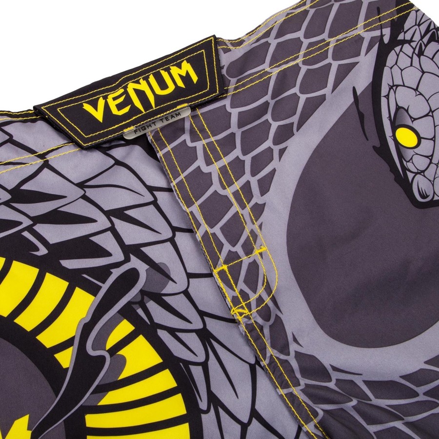 venum snaker fightshorts - schwarzgelb
