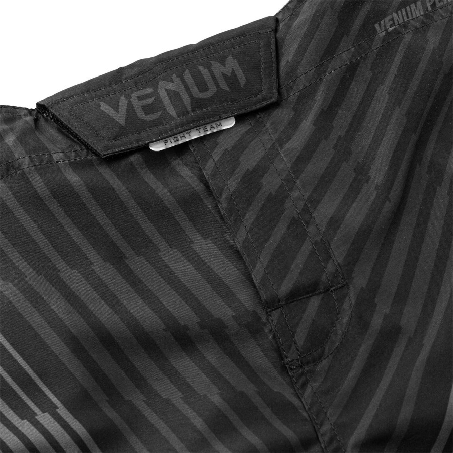 venum plasma fightshorts – schwarzschwarz