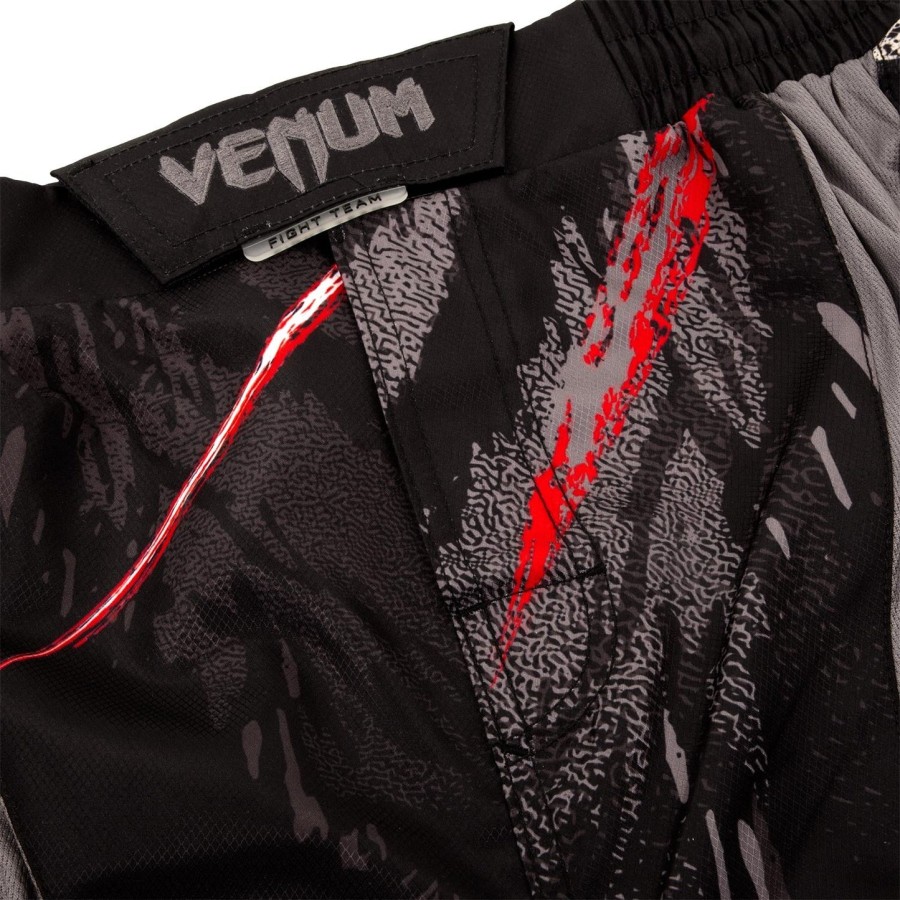 venum grizzli fightshorts - schwarzweiß