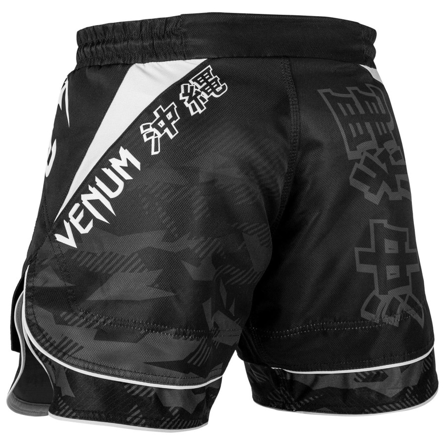 venum okinawa 2.0 fightshorts - schwarzweiß