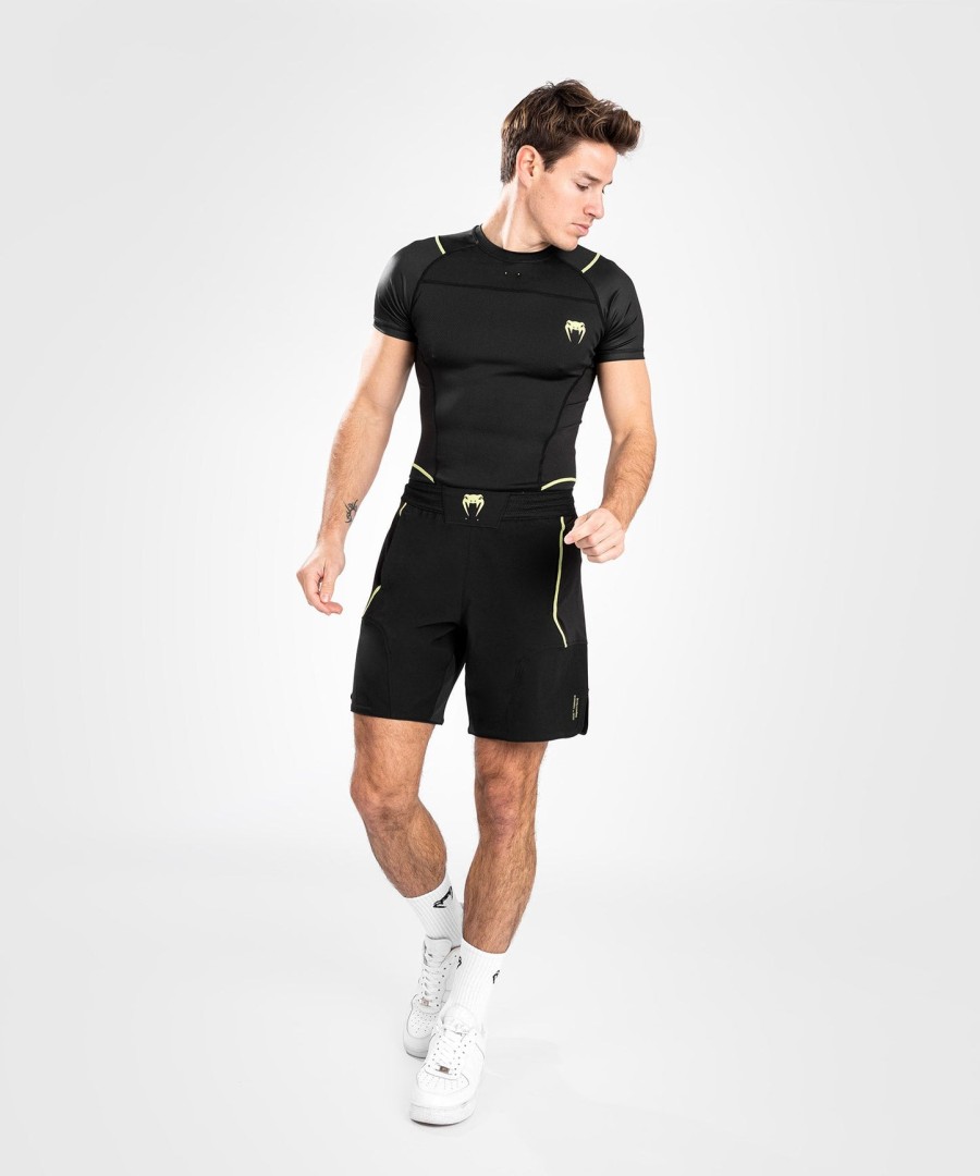 venum fusion 2.0 fightshort – schwarzgelb