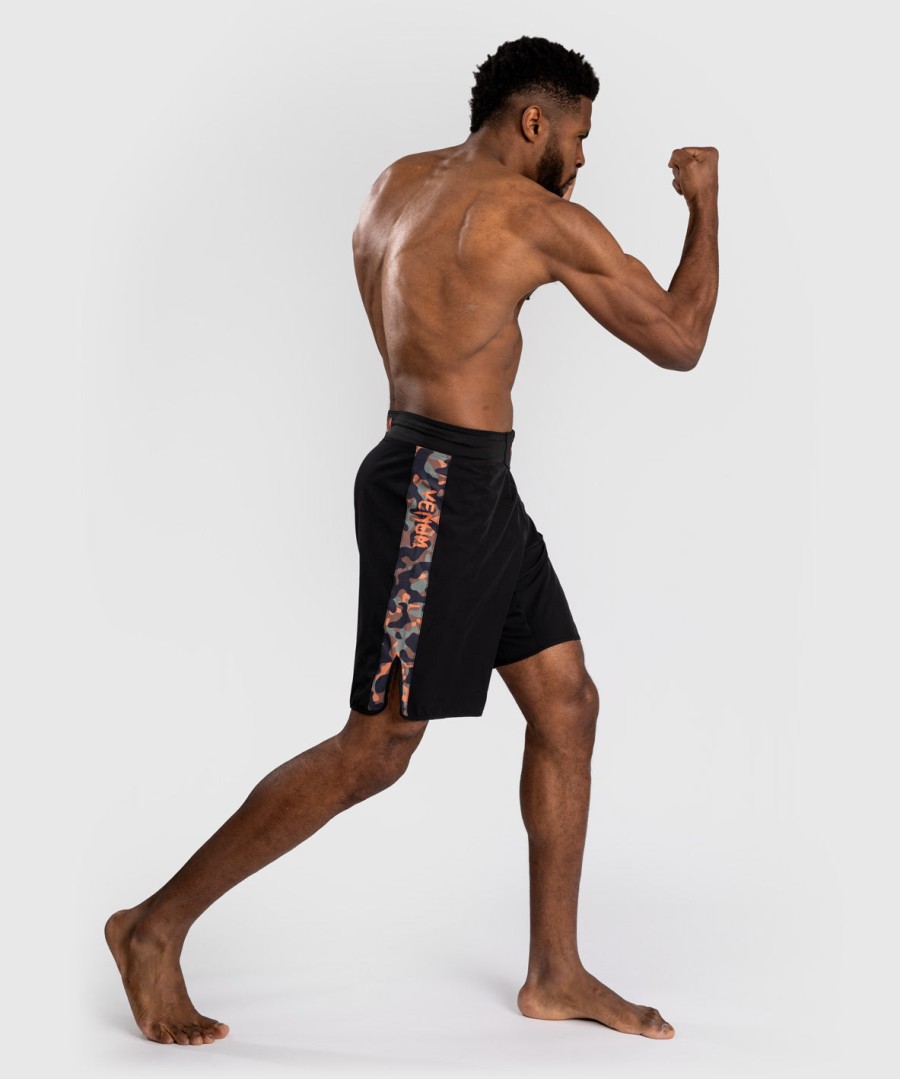 venum jungle ops fightshorts - schwarzkhaki-tarnmuster