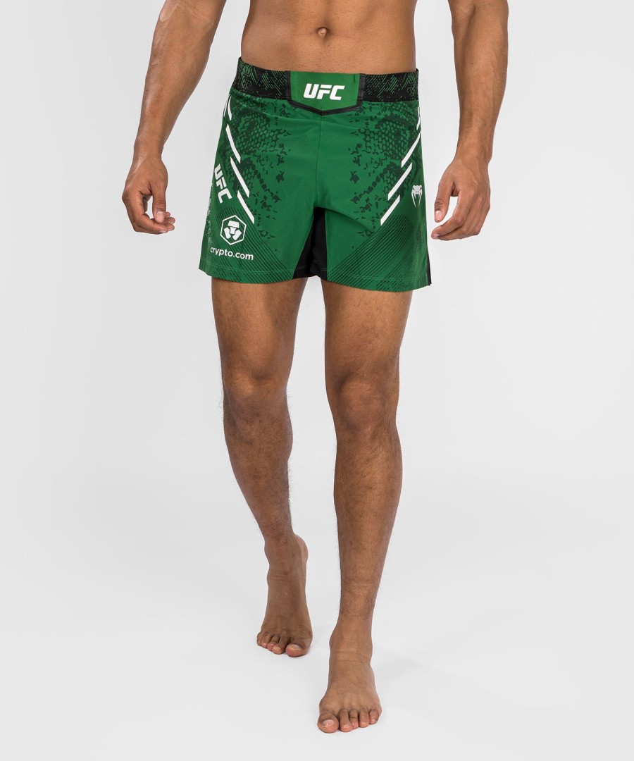 ufc adrenaline by venum personalisierte authentic fight night herren-kampfshorts – kurze passform – grün