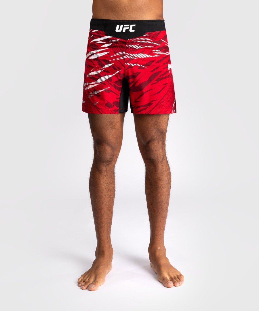 ufc fusion by venum authentic fight night herren-kampfshorts – kurze passform – rot