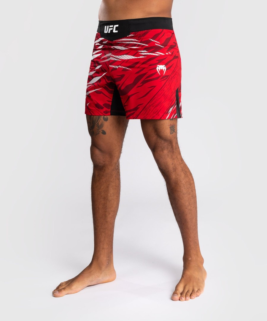 ufc fusion by venum authentic fight night herren-kampfshorts – kurze passform – rot
