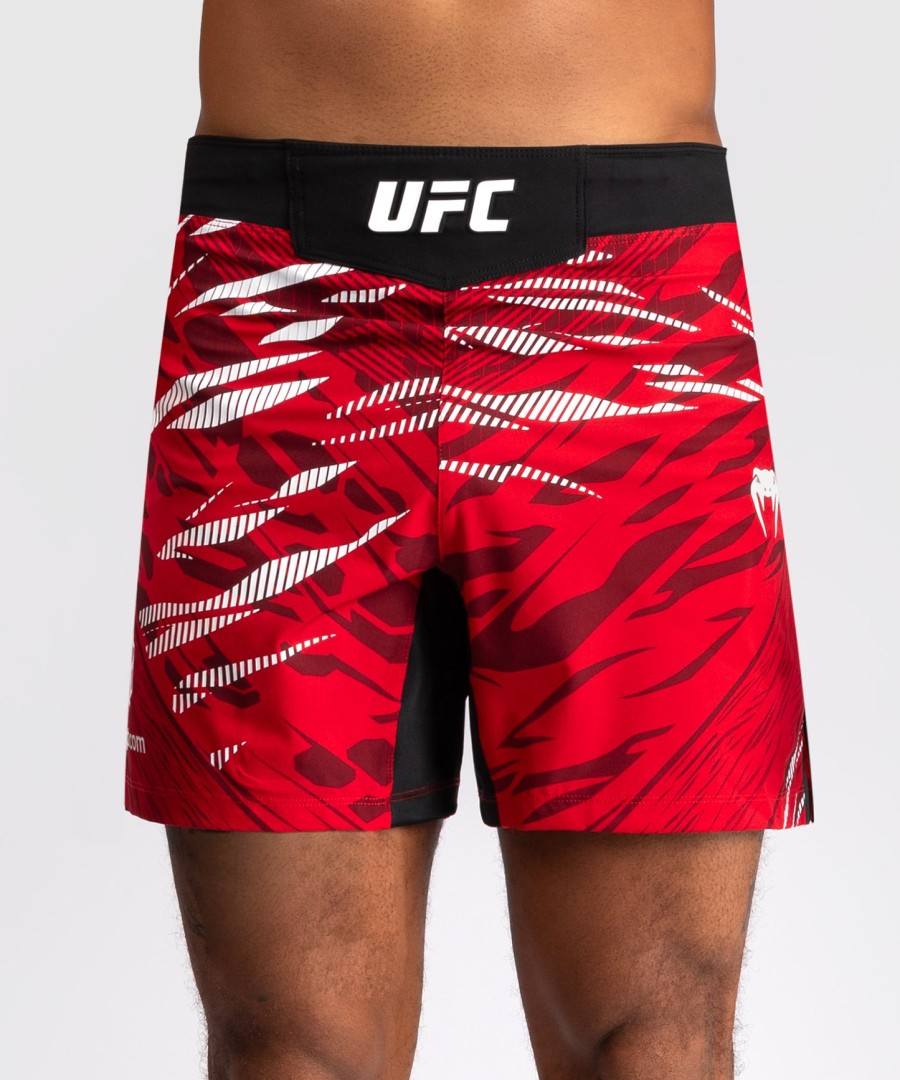 ufc fusion by venum authentic fight night herren-kampfshorts – kurze passform – rot