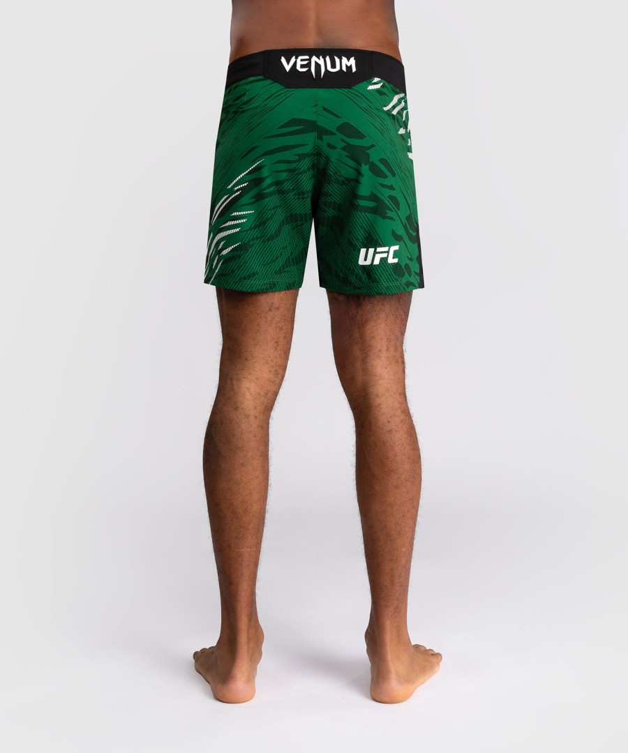 ufc fusion by venum authentic fight night herren-kampfshorts – kurze passform – grün