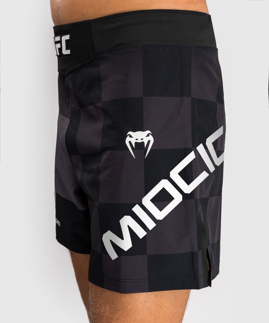 ufc-herren-kampfshorts von venum black stipe miocic unrivaled by venum black stipe miocic