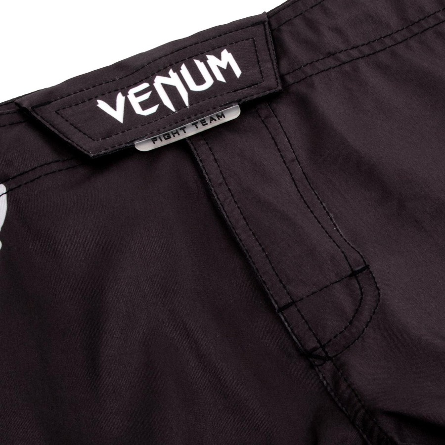 venum born to fight kinder-kampfshorts – schwarzweiß