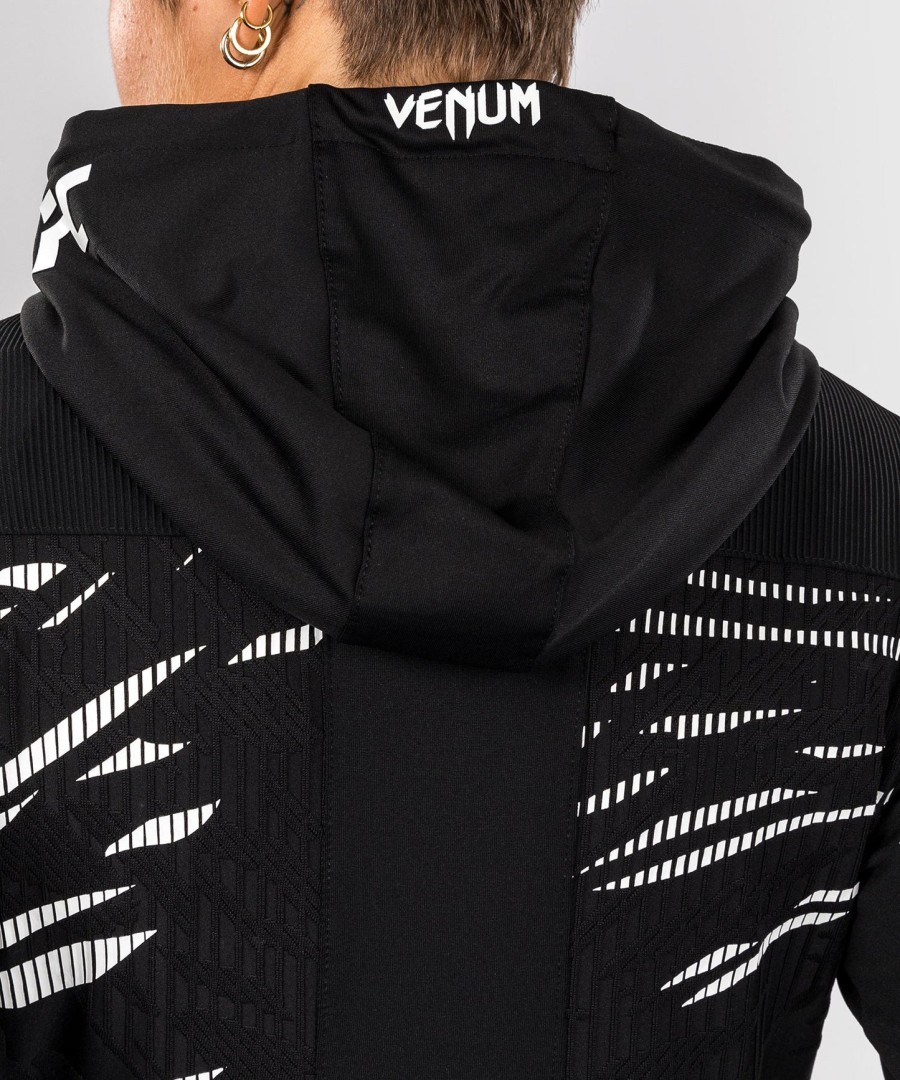 ufc fusion by venum authentic fight night damen-einlaufhoodie – schwarz