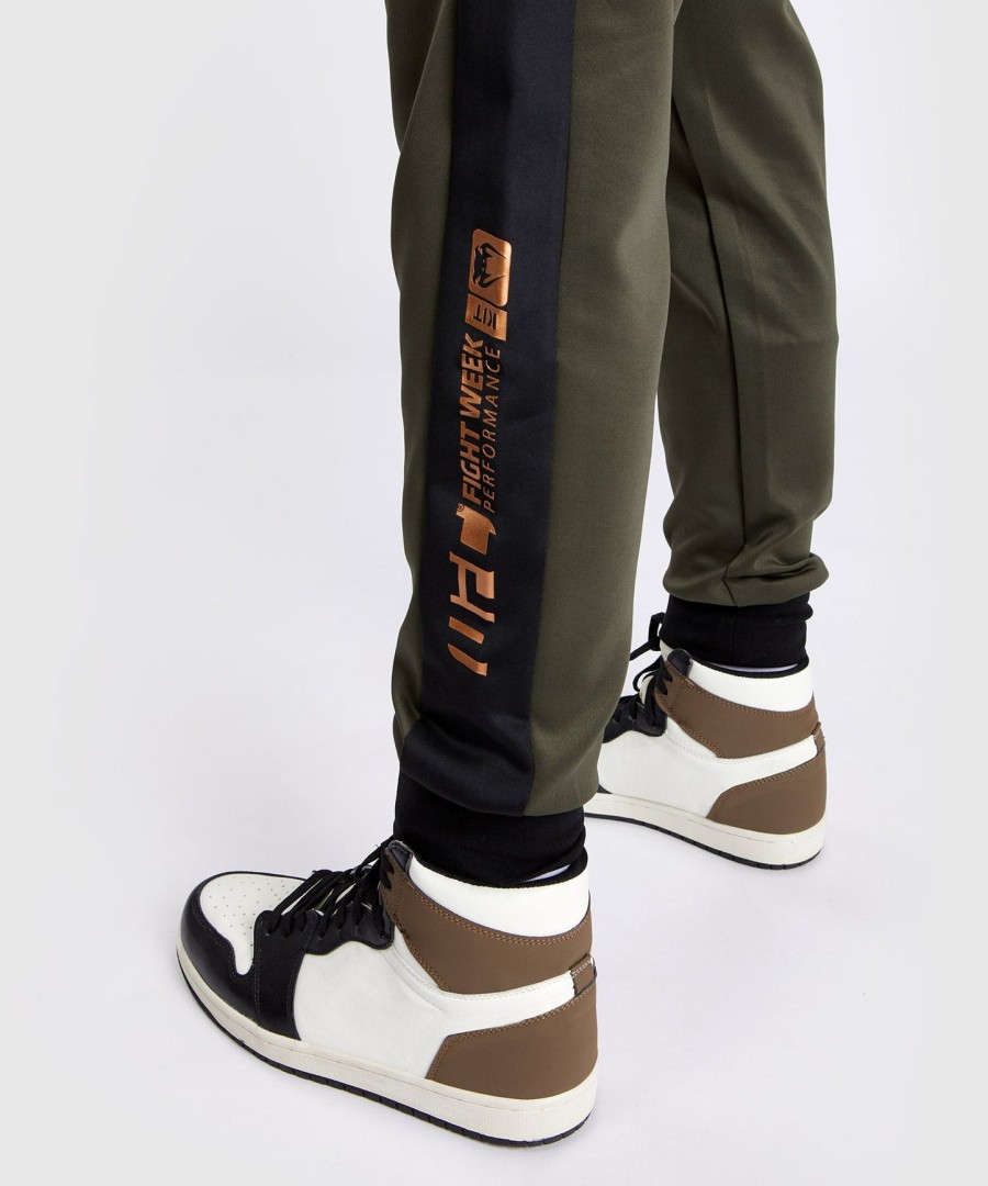 ufc adrenaline by venum fight week herren performance jogginghose - khakibronze