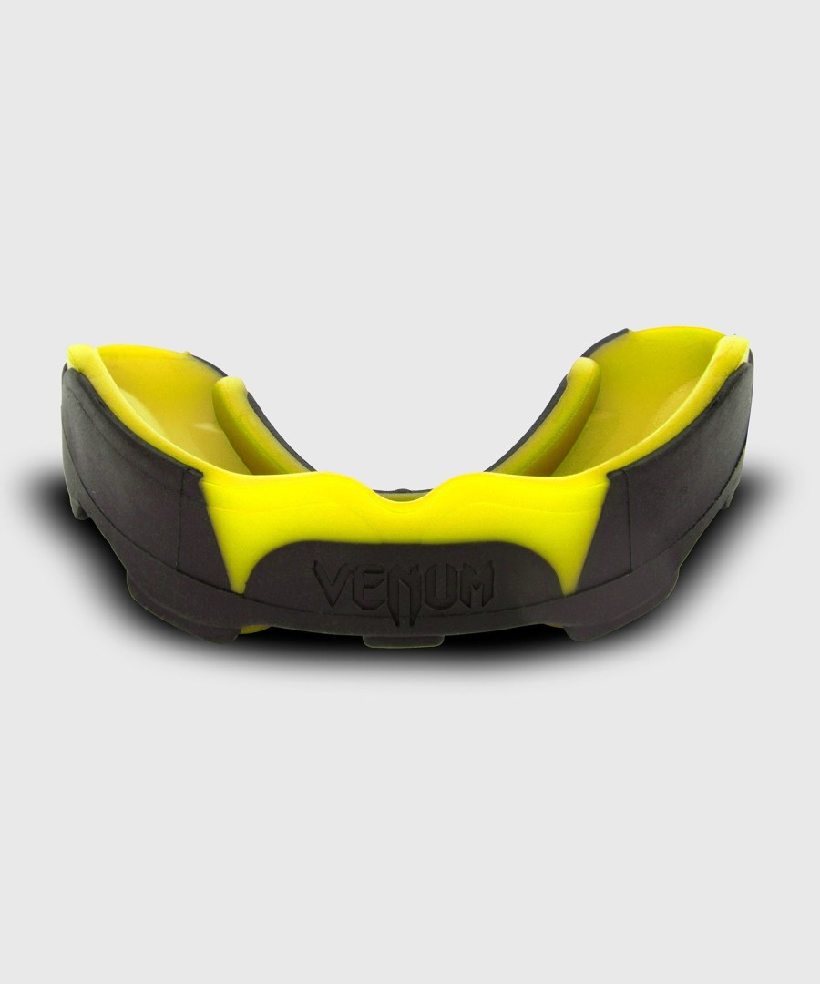 venum predator mundschutz