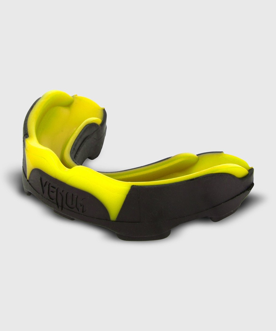 venum predator mundschutz