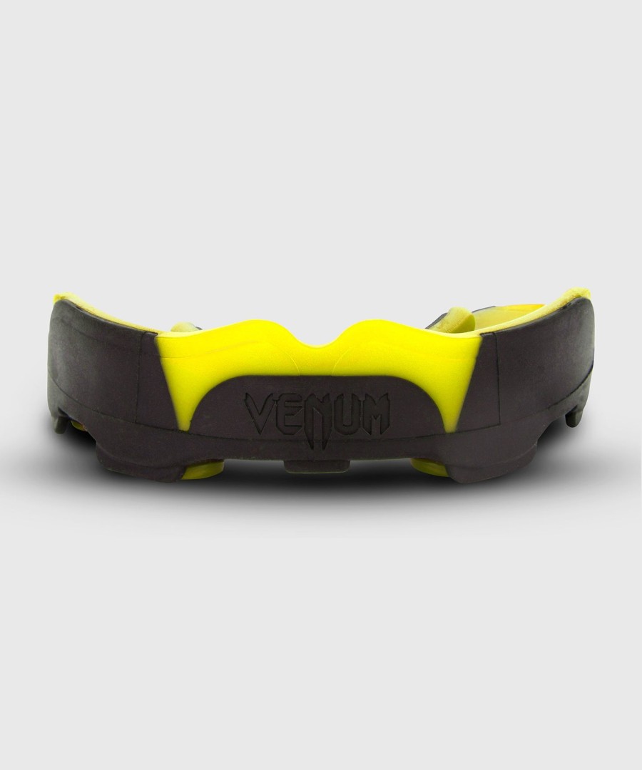 venum predator mundschutz