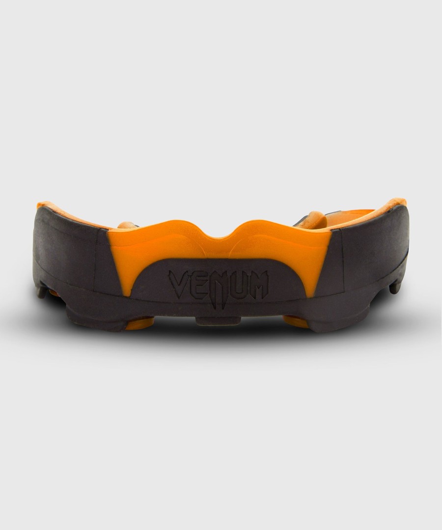 venum predator mundschutz