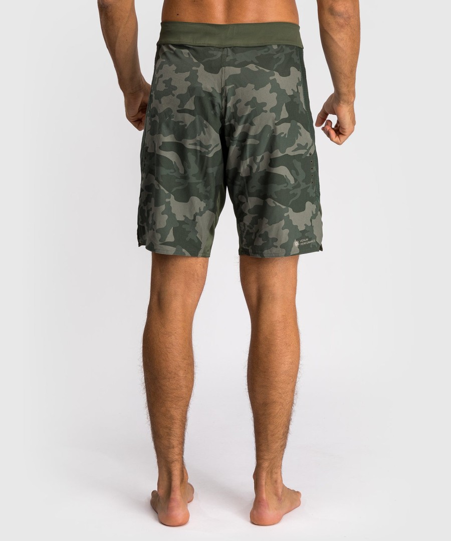venum g-fit air herren-kampfshorts – armee-tarnmuster