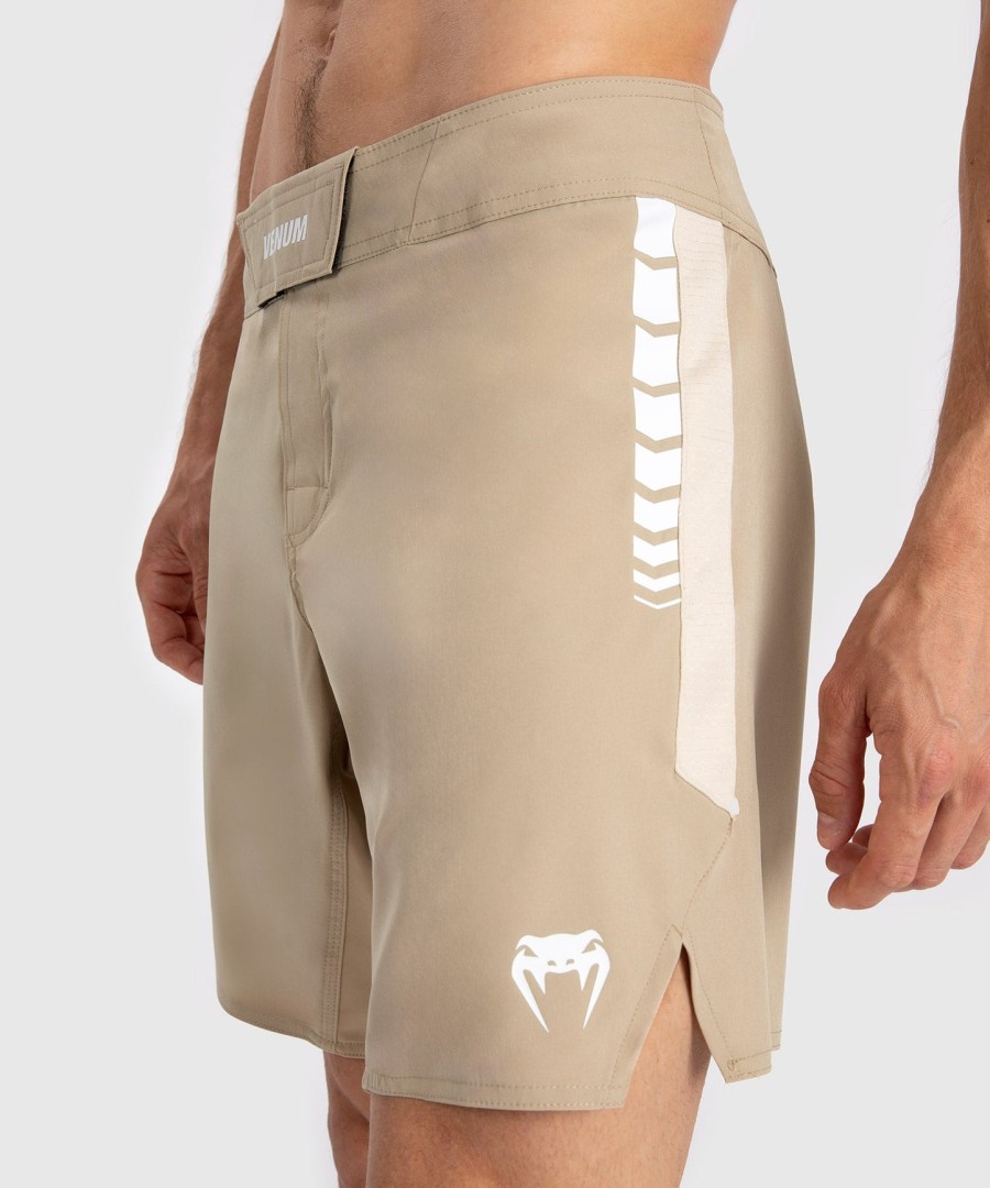 venum tempest herren-kampfshorts – beigesand