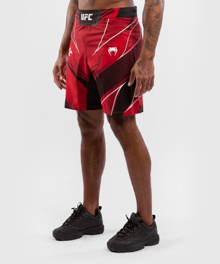 ufc venum authentic fight night herrenshorts – lange passform – rot